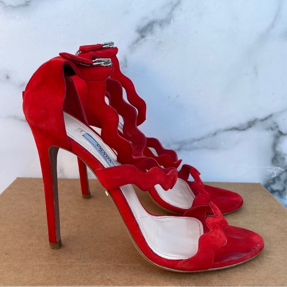 Prada red suede triple strap wavy scalloped sandal size IT 39 US 9 - Picture 7 of 16